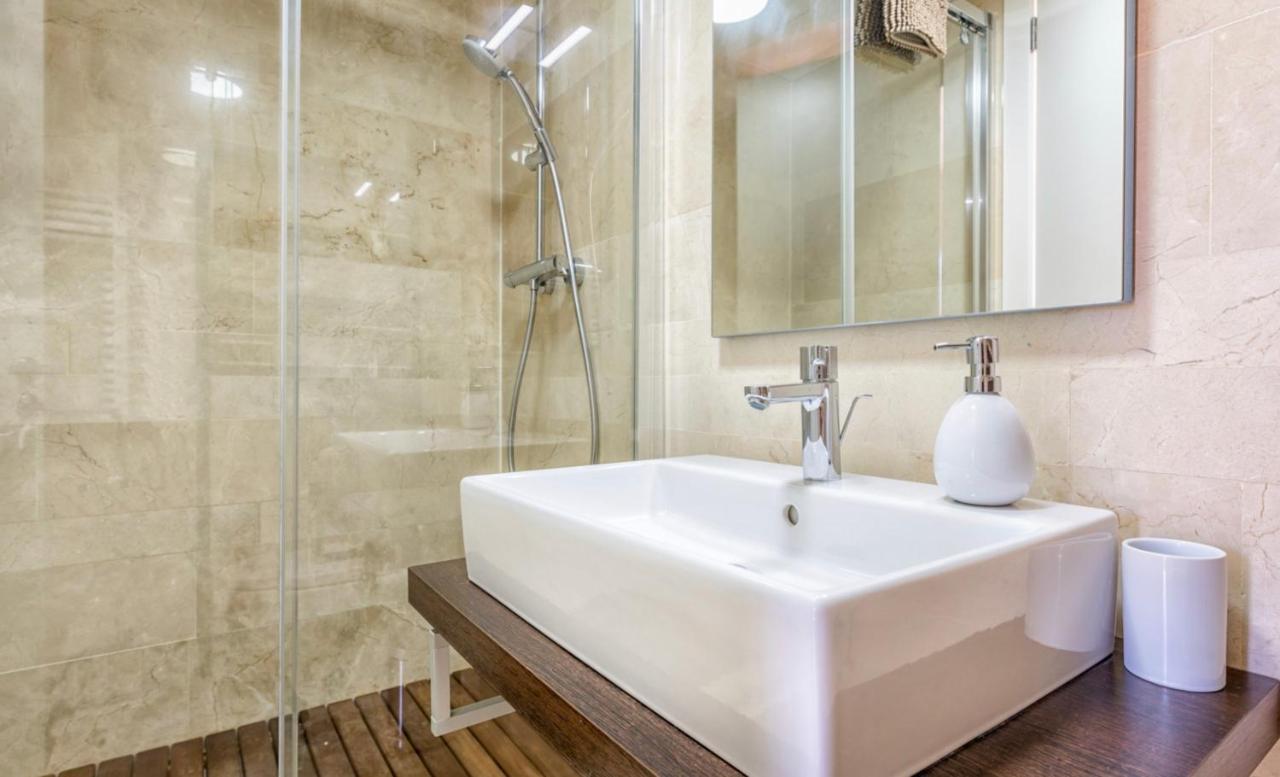 Appartement Felix Saenz By Luma à Málaga Extérieur photo
